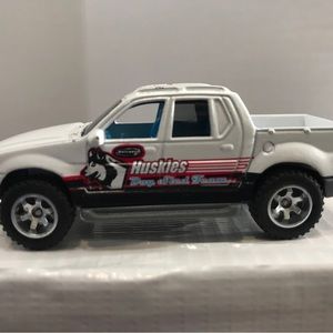 2000 Matchbox Ford Explorer